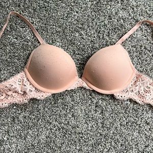 Victoria’s Secret bra